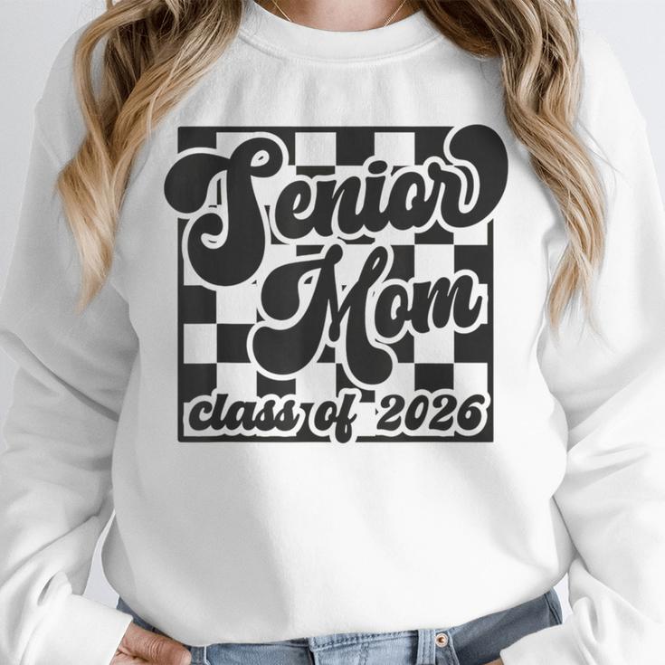 Women Senior Mom Class Of 2026 Retro Graduation Senior Mama Unisex Sweatshirt