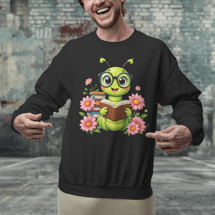 Bookworm Costume Kawaii Reading Worm For World Book Day Unisex Sweatshirt