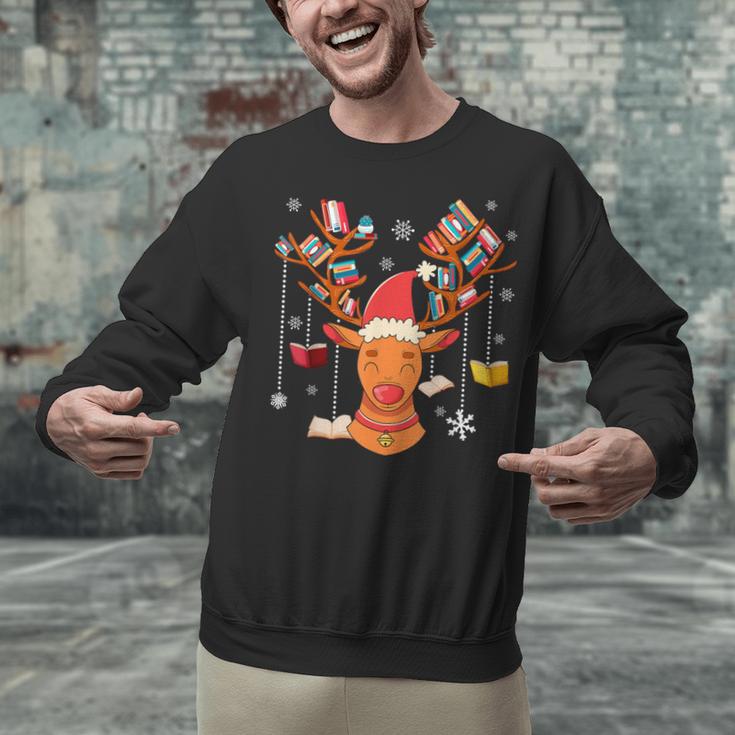 Christmas Librarian Reindeer Xmas Book Teachers Love Reading Unisex Sweatshirt