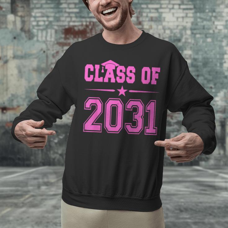 Class Of 2031 Pink Girls Shirt Graduation Unisex Sweatshirt