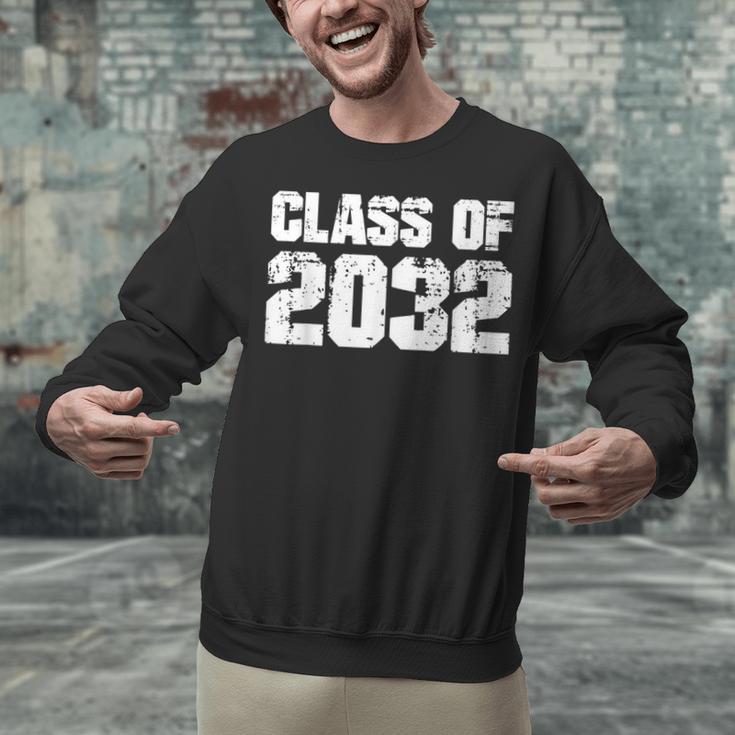 Class Of 2032 High School College Graduation Reunion T-Shirt Unisex Sweatshirt