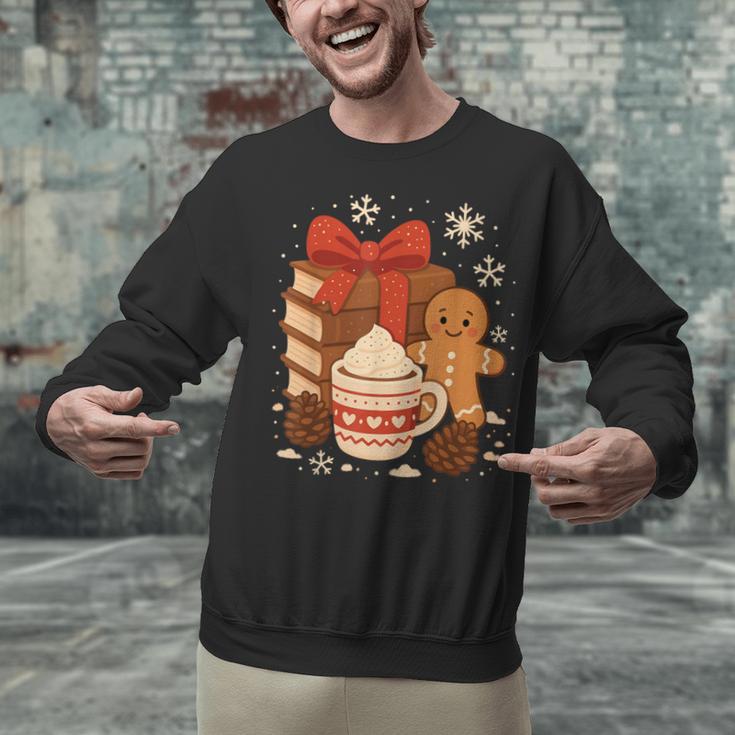 Cute Christmas Books Gingerbread Xmas Book Lover Teacher Unisex Sweatshirt