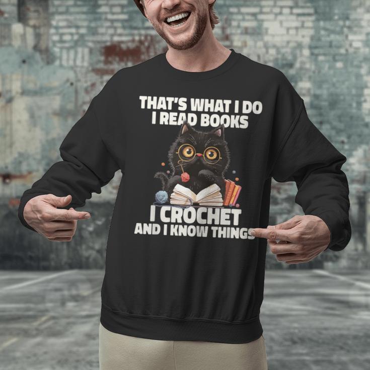 Das Ist Es Was Ich Tue Ich Lese Books Crochet And Unisex Sweatshirt