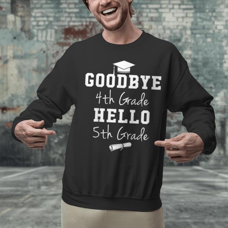 Goodbye Fourth Grade Hello Fifth Grade Graduation T-Shirt Unisex Sweatshirt