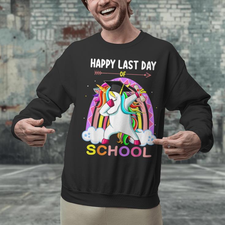 Happy Last Days Of School Graduation Class 2022 Unicorn Girl Unisex Sweatshirt