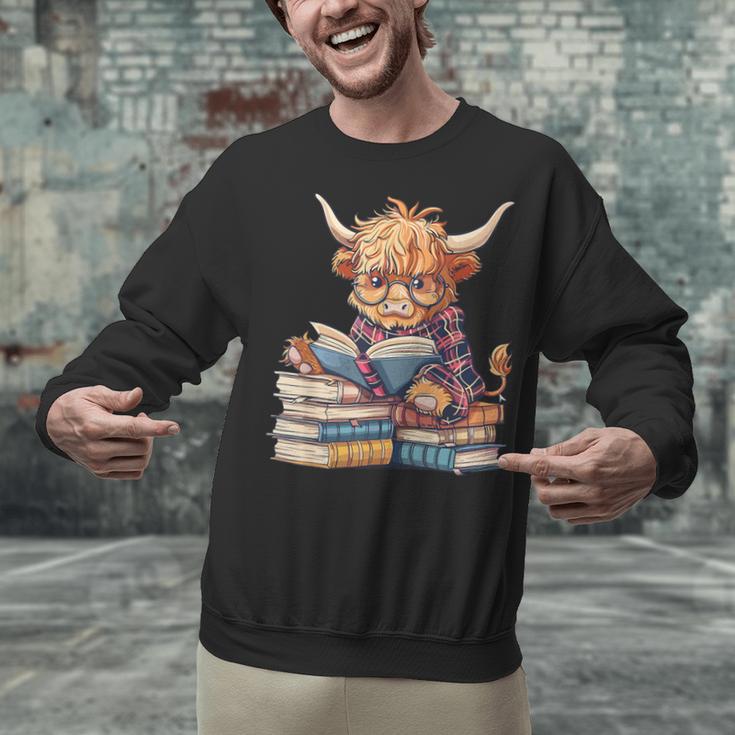 Highland Cow Reading Book Librarian Library Unisex Sweatshirt