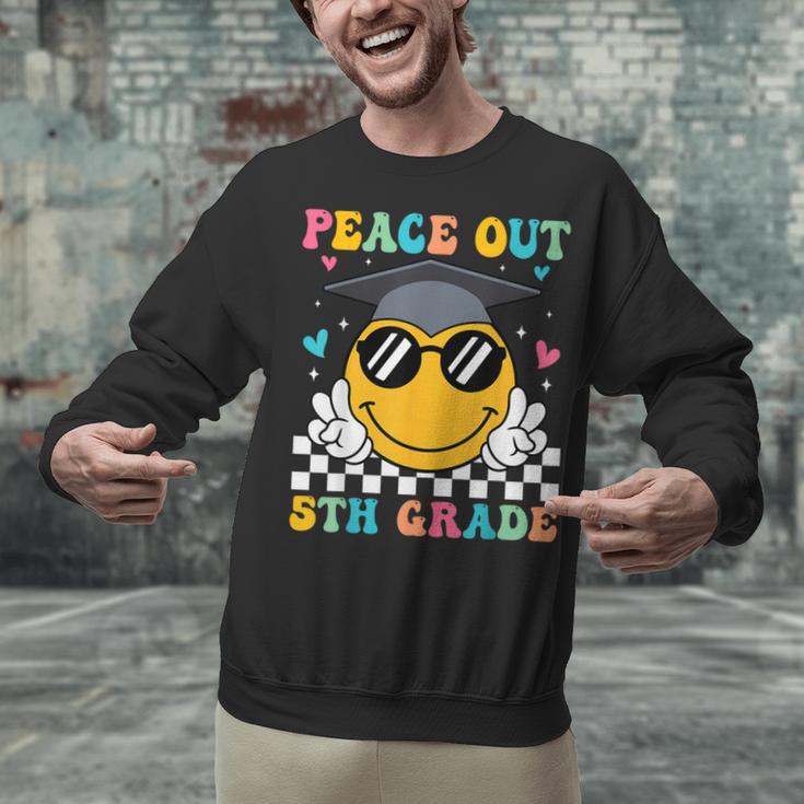 Peace Out 5th Grade Graduation Last Day Of School Unisex Sweatshirt