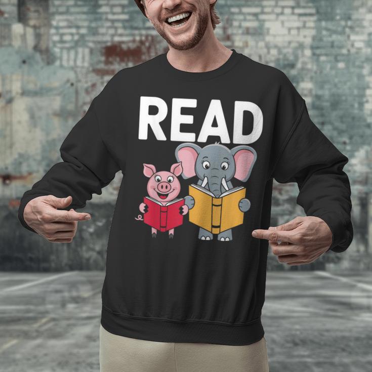 Pig Elephant Reading Cute Book Lover Bookworm Boys Girls Kid Unisex Sweatshirt