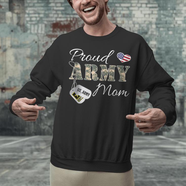 Proud Army Mom Army Graduation Military Mom T-Shirt Unisex Sweatshirt