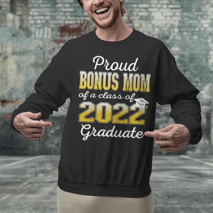 Proud Bonus Mom Of 2022 Graduate Class 2022 Graduation 22 Unisex Sweatshirt