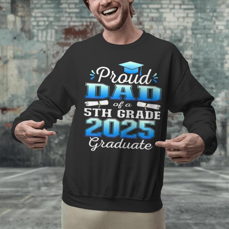 Proud Dad Of 5th Grade Graduate 2025 Elementary Graduation Unisex Sweatshirt