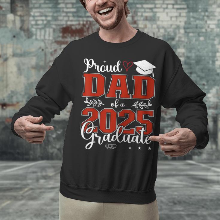 Proud Dad Of a Class Of 2025 Graduate For Graduation Unisex Sweatshirt