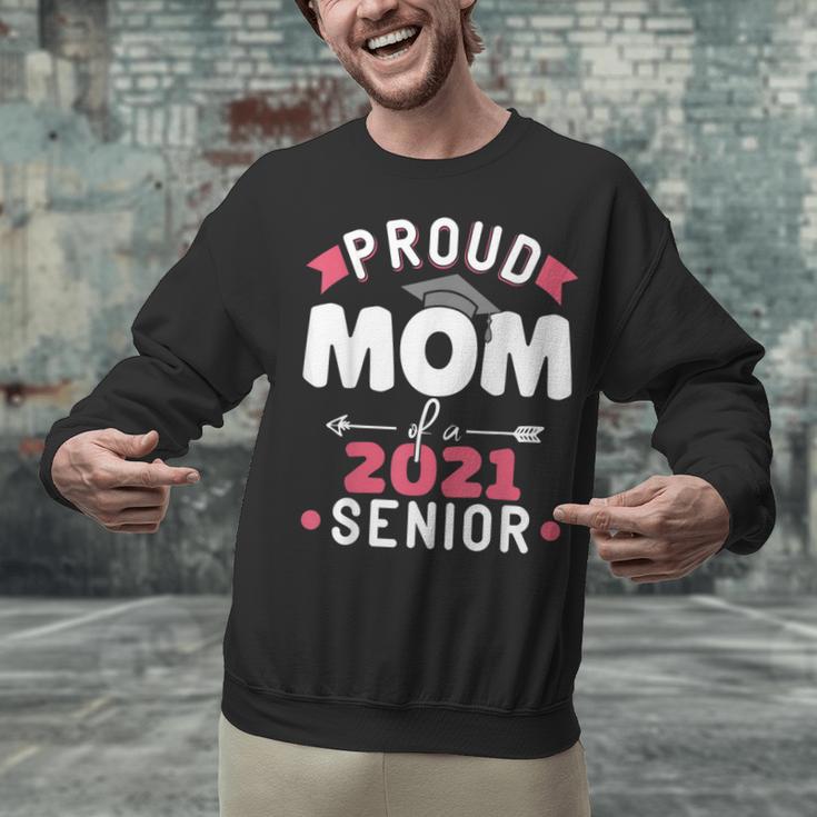 Proud Mom Of a 2021 Senior Year School Graduation Party Unisex Sweatshirt