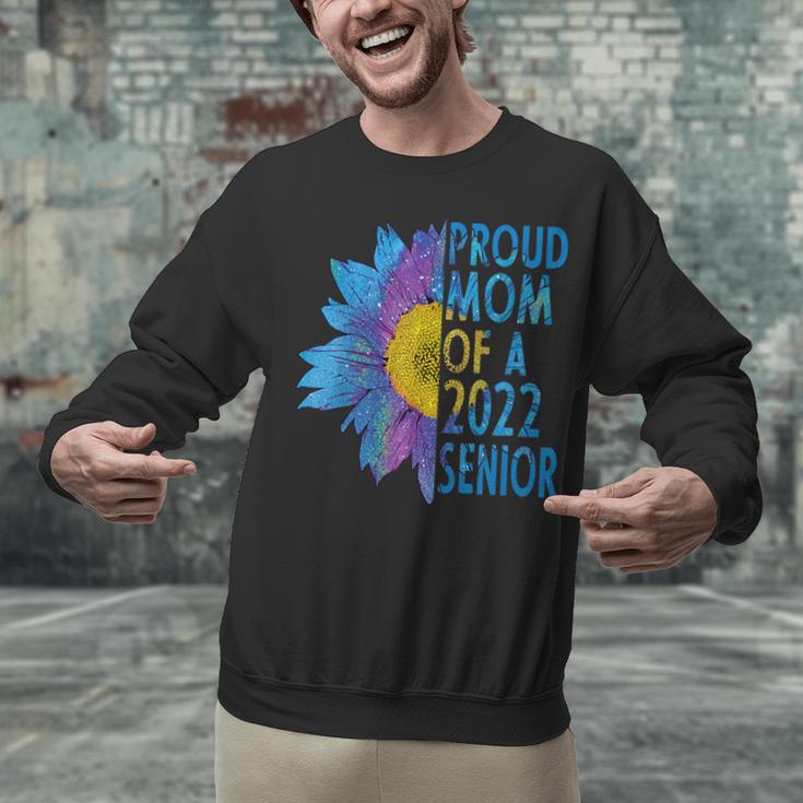 Proud Mom Of a 2022 Senior Shirt Graduation 2022 Women's Unisex Sweatshirt