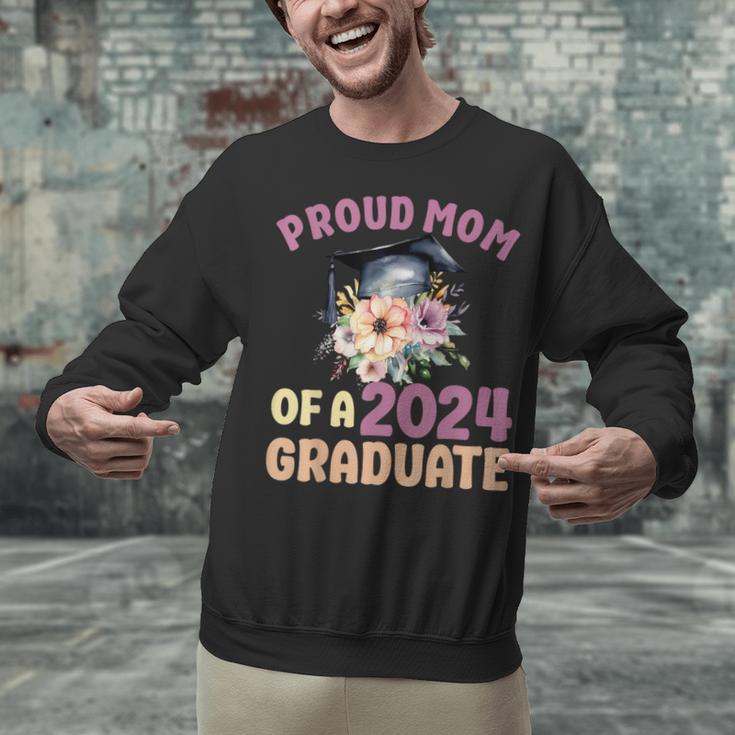 Proud Mom Of a 2024 Graduate Floral Flower Family Graduation Unisex Sweatshirt
