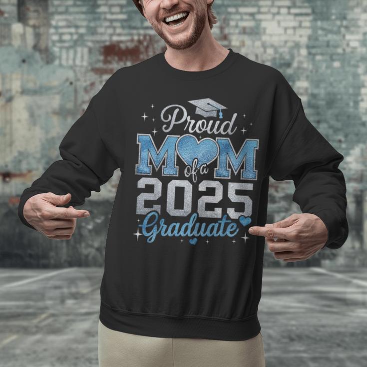 Proud Mom Of a 2025 Graduate For Class Of 2025 Graduation Unisex Sweatshirt