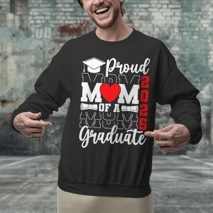 Proud Mom Of a Class Of 2025 Graduate Senior Mom Graduation Unisex Sweatshirt