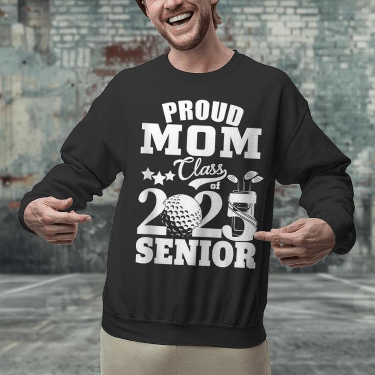Proud Mom Class Of 2025 Graduation Senior Golf Player Mom Unisex Sweatshirt