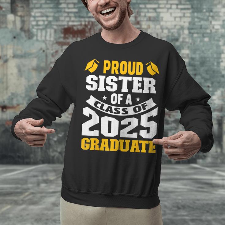 Proud Sister Of a Class Of 2025 Graduate Family Graduation Unisex Sweatshirt