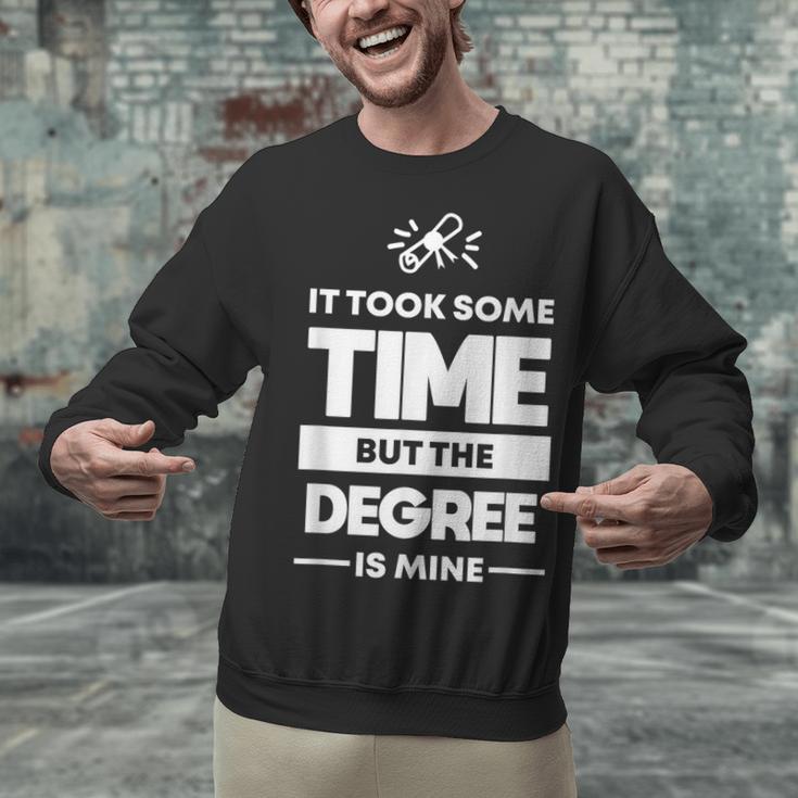Returning Adult College Graduation T-Shirt Unisex Sweatshirt