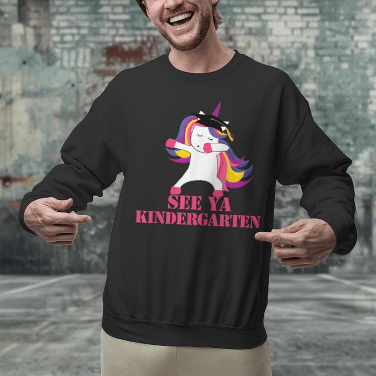 See Ya Kindergarten DABBING Unicorn Graduation Meme Unisex Sweatshirt