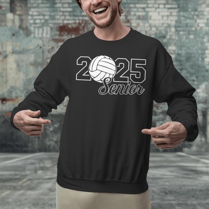 Senior 2025 Volleyball Mom High School Graduation Outfit Pro Unisex Sweatshirt