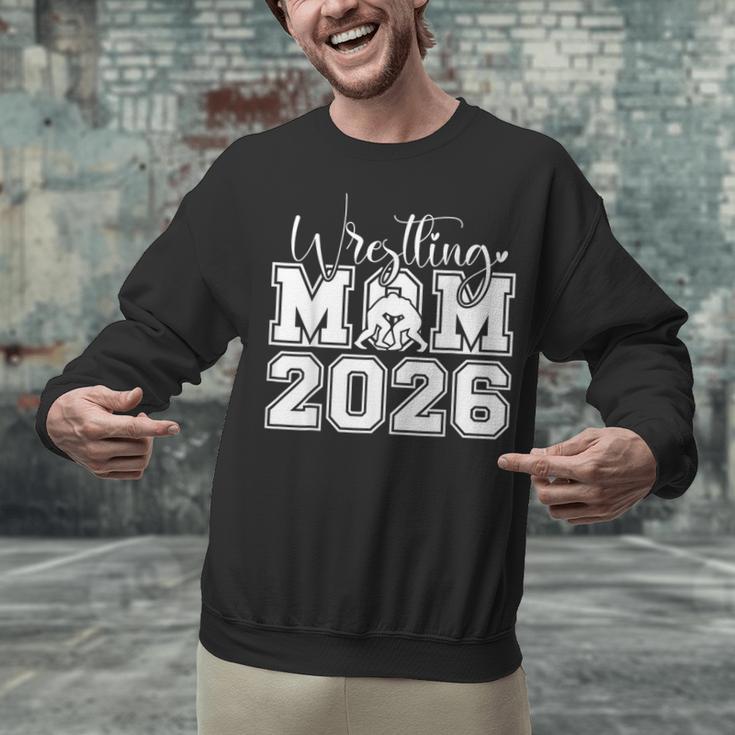 Senior 2026 Wrestling Mom Proud Senior 2026 Mom Graduation Unisex Sweatshirt