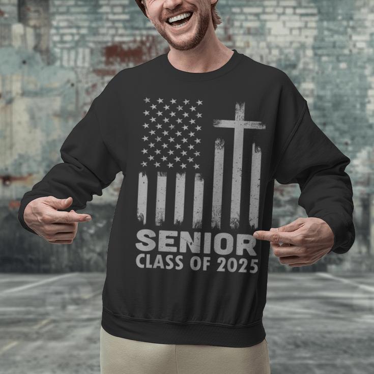 Senior Class Of 2025 USA Flag Cross Christian Graduation Unisex Sweatshirt