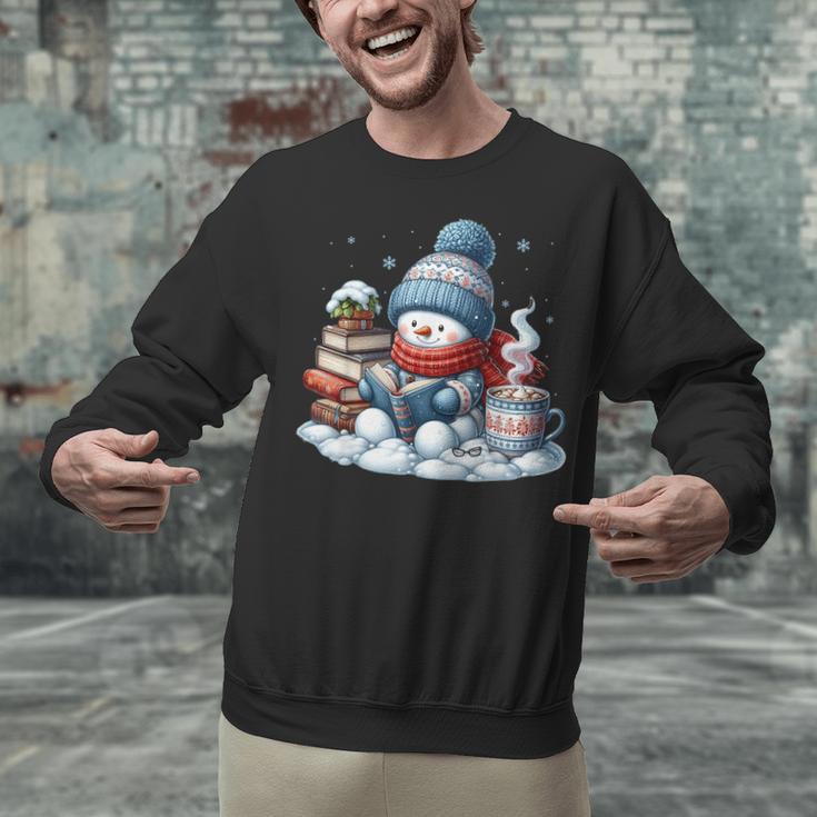 Snowman Reading Books Lovers Librarian Bookworm Christmas Unisex Sweatshirt