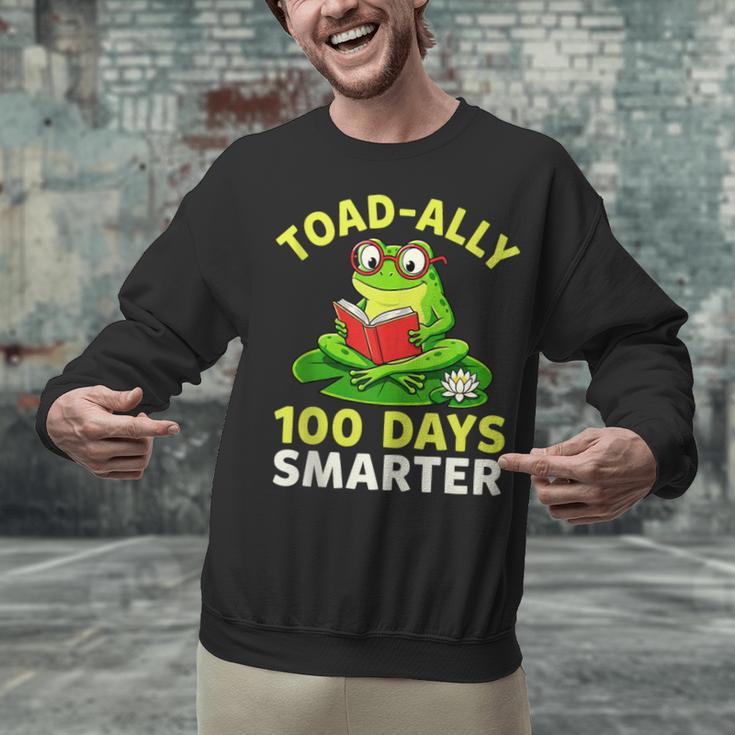 Toad-Ally 100 Days Smarter Frog Reading Book 100 School Day Unisex Sweatshirt