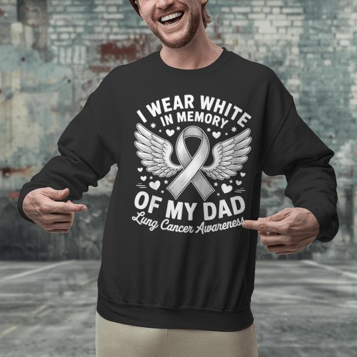 I Wear In Memory Of My Dad Lung Cancer Awareness Unisex Sweatshirt