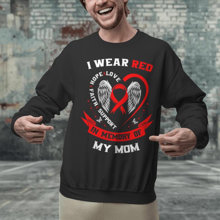 I Wear Red In Memory Of Mom Heart Disease Awareness Graphic Unisex Sweatshirt I Wear Red In Memory Of Mom Heart Disease Awareness Graphic Unisex Sweatshirt