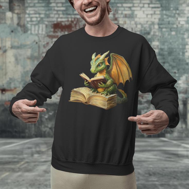 Women's Dragon Bookworm Reading Book Graphic Unisex Sweatshirt