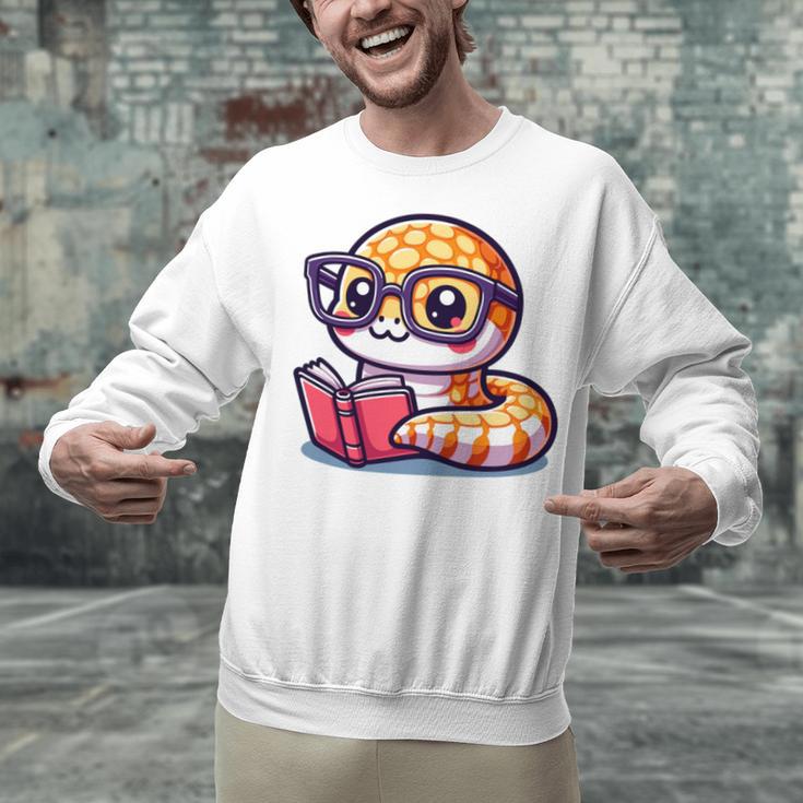 Adorable Book Lover Rattlesnake With Reading Glasses Cute Unisex Sweatshirt