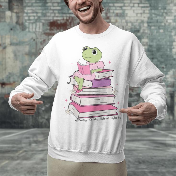 Cute Book Lover Frog Pretty Girls Read Books Kawaii Reading Unisex Sweatshirt