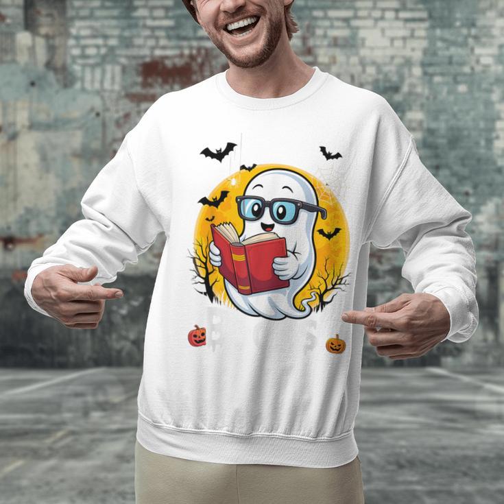 Cute Ghost Reading Book Retro Halloween Librarian Unisex Sweatshirt Cute Ghost Reading Book Retro Halloween Librarian Unisex Sweatshirt