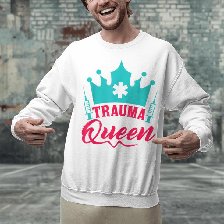 EMT Trauma Queen Paramedic Student T-Shirt Graduation Unisex Sweatshirt