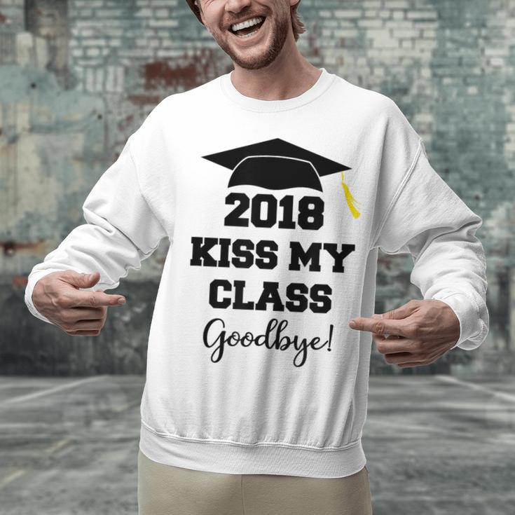 GraduationShirt Kiss My Class 2018 Goodbye Unisex Sweatshirt