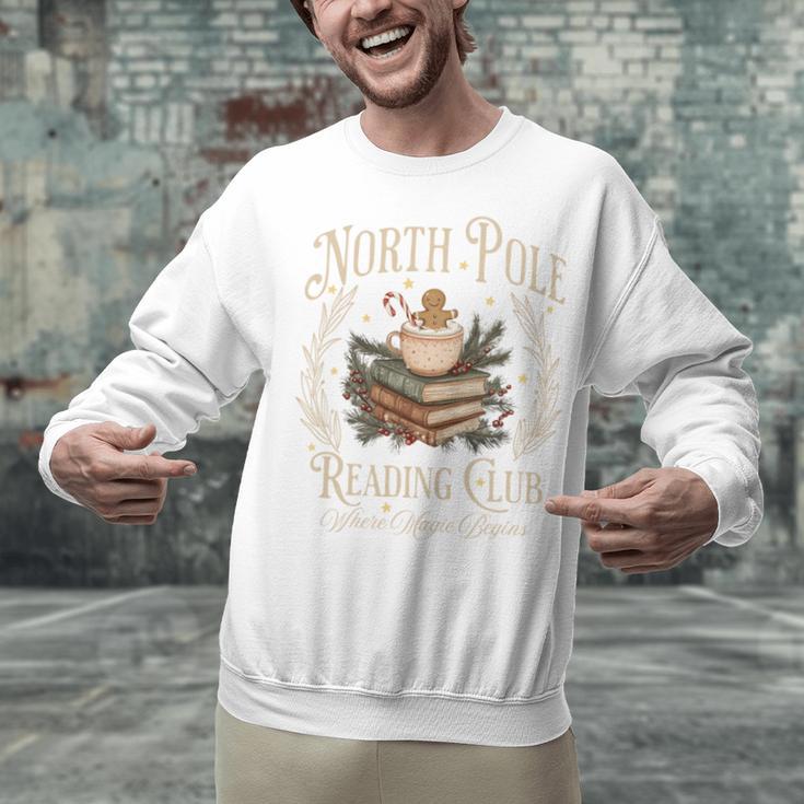 Retro North Pole Reading Club Hot Cocoa Book Lovers Xmas Unisex Sweatshirt