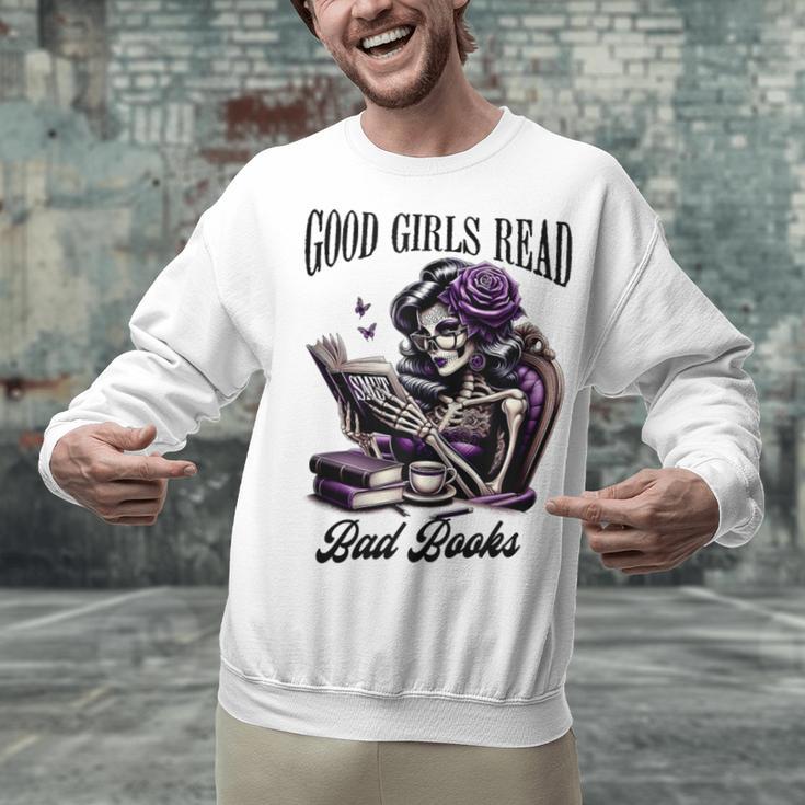 Smut Book Reading Smutty Good That Girls Read Bad Books Unisex Sweatshirt Smut Book Reading Smutty Good That Girls Read Bad Books Unisex Sweatshirt