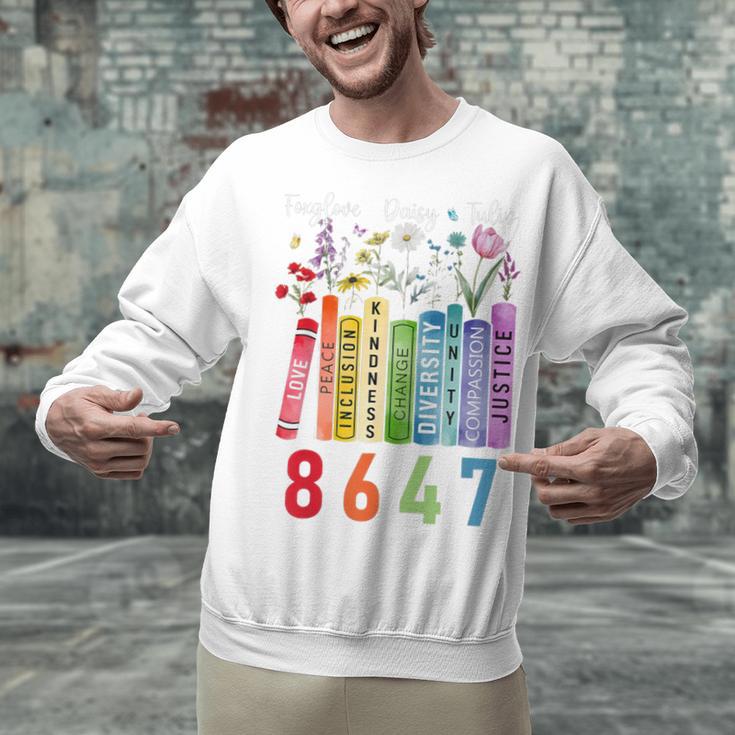 Subtle Floral Foxglove Daisy Tulip Book Lover Unisex Sweatshirt