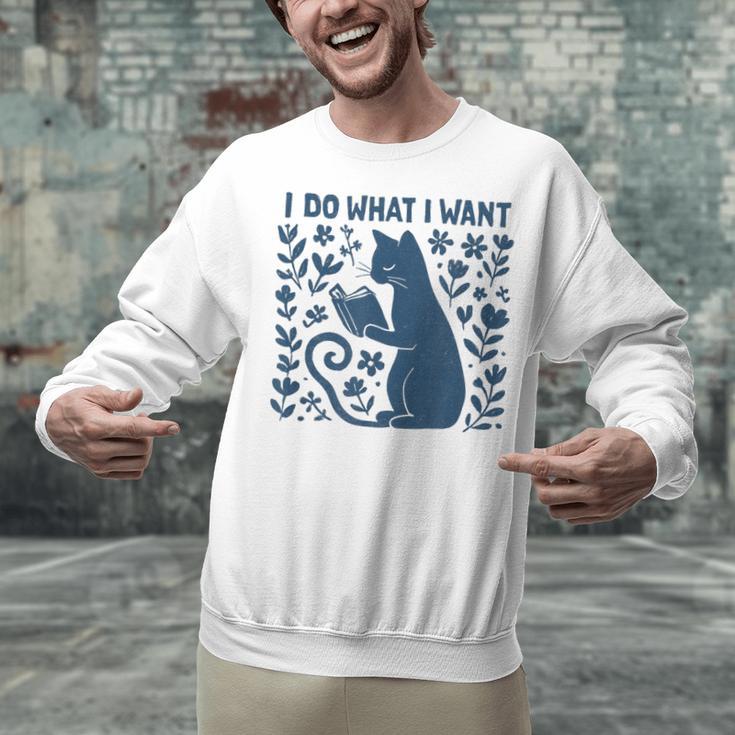I Do What I Want Cat Reading Book Boho Flowers Vintage Unisex Sweatshirt