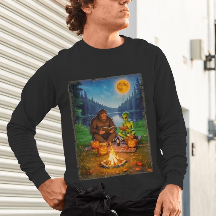 Bigfoot And Alien Reading Books Campfire Halloween Unisex Long Sleeve T-Shirt