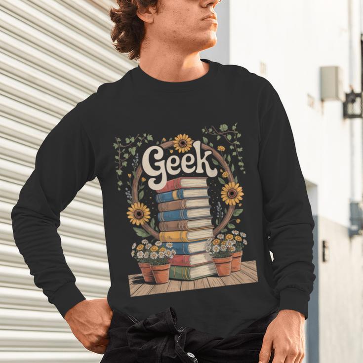 Books Geek Sunflower Floral Cute Vintage Books Reader Lover Unisex Long Sleeve T-Shirt