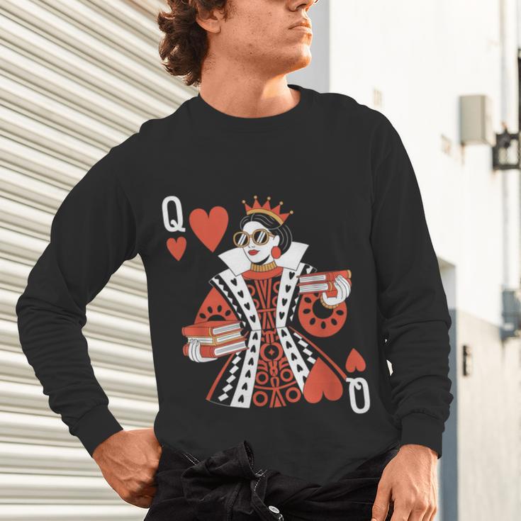 Modern Queen Of Hearts Book Lover Reading Novels Romantasy Unisex Long Sleeve T-Shirt