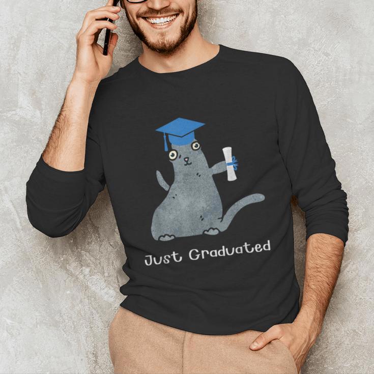 Just Graduated Cat With Graduation Cap And Diploma For Men Women Girls Kids Unisex Long Sleeve T-Shirt