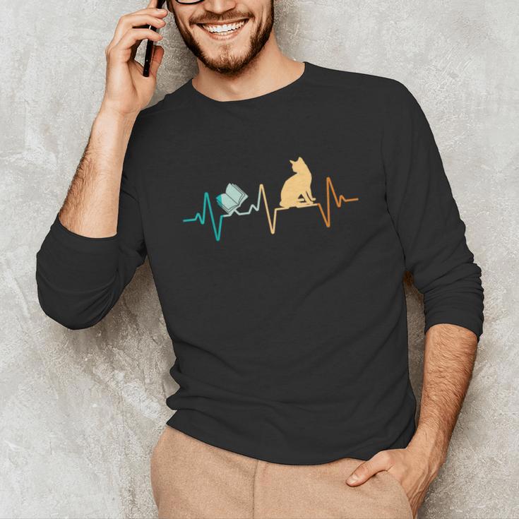 Reading Cat Heartbeat Book & Cat Lover Unisex Long Sleeve T-Shirt