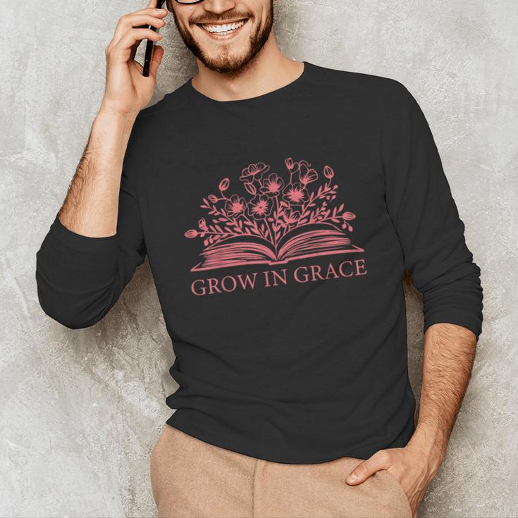 Retro Grow In Grace Wildflower Book Christian Bible Verse Unisex Long Sleeve T-Shirt