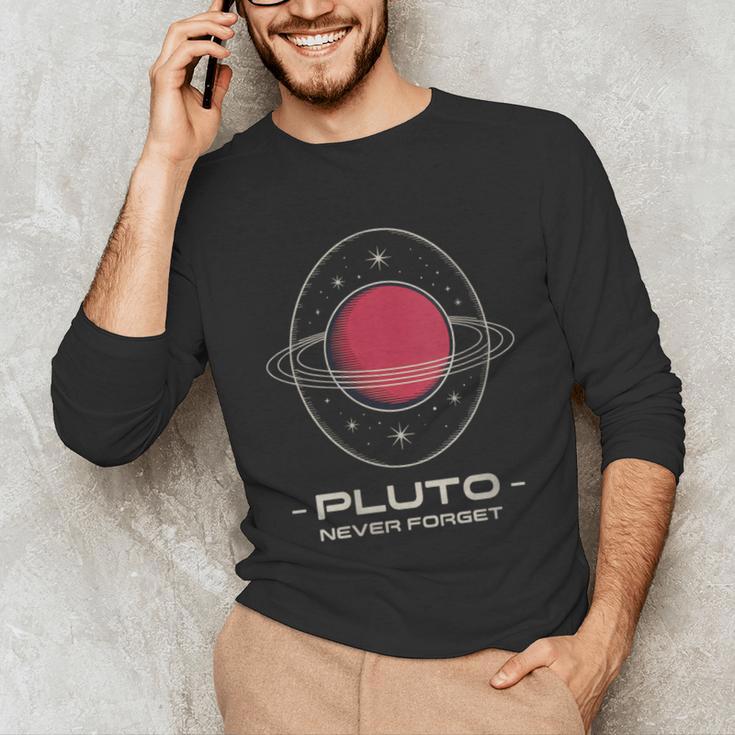 Retro Pluto Never Forget Classic Planet Pluto Nostalgia Unisex Long Sleeve T-Shirt
