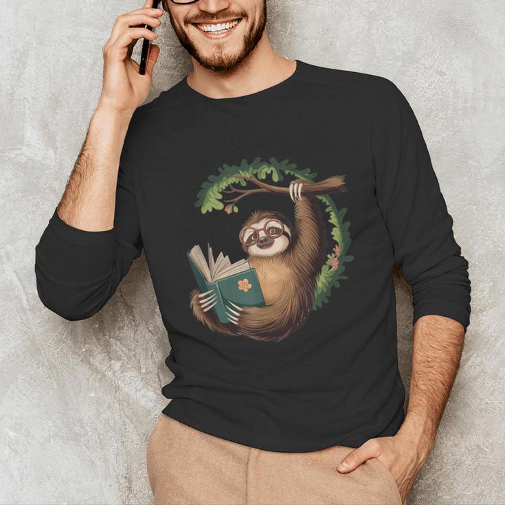 Sloth Reading a Book Lazy Sloth Bookworm Unisex Long Sleeve T-Shirt